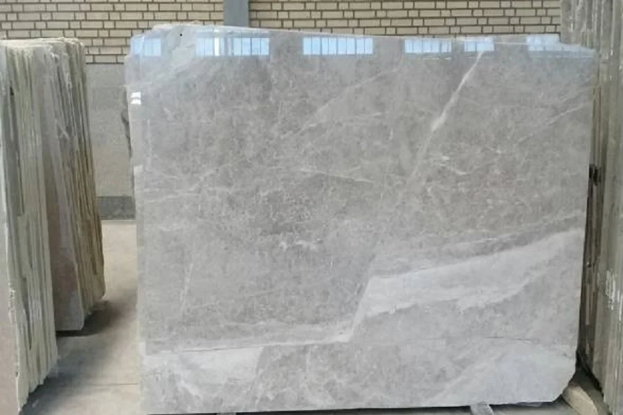 سنگ مرمریت پرشین سیلک؛ یک سنگ تزئینی خاص با ریشه ایرانی با سنگ نمادین