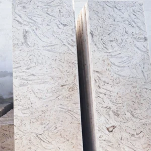 سنگ مرمریت پرطاووسی