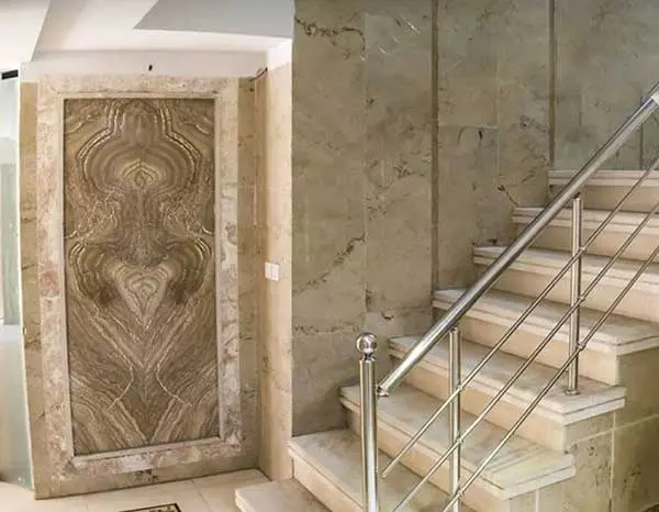 سنگ مرمریت سیمکان در راه پله