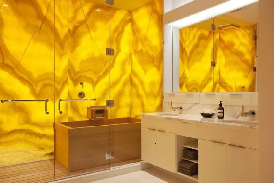 سنگ تراونیکس