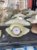 ساعت سنگی صدفی