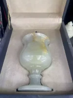 شکلات خوری سنگی