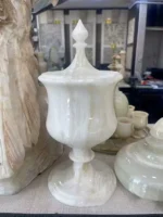 شکلات خوری سنگی