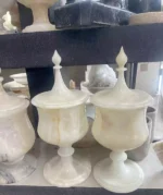 شکلات خوری سنگی