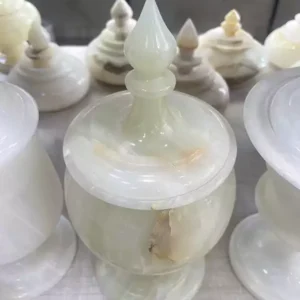 شکلات خوری سنگی