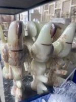 مجسمه طوطی سنگی