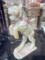 مجسمه ببر سنگی