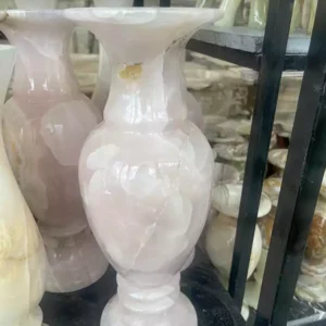 گلدان سنگی صورتی